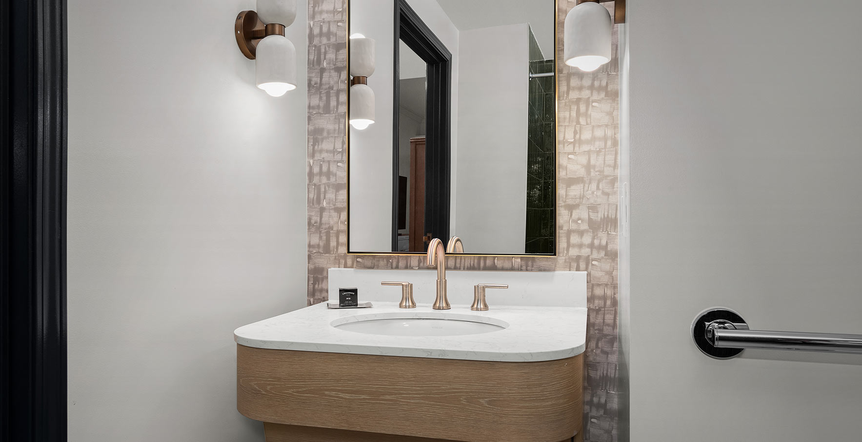 Accessible King Suite 
