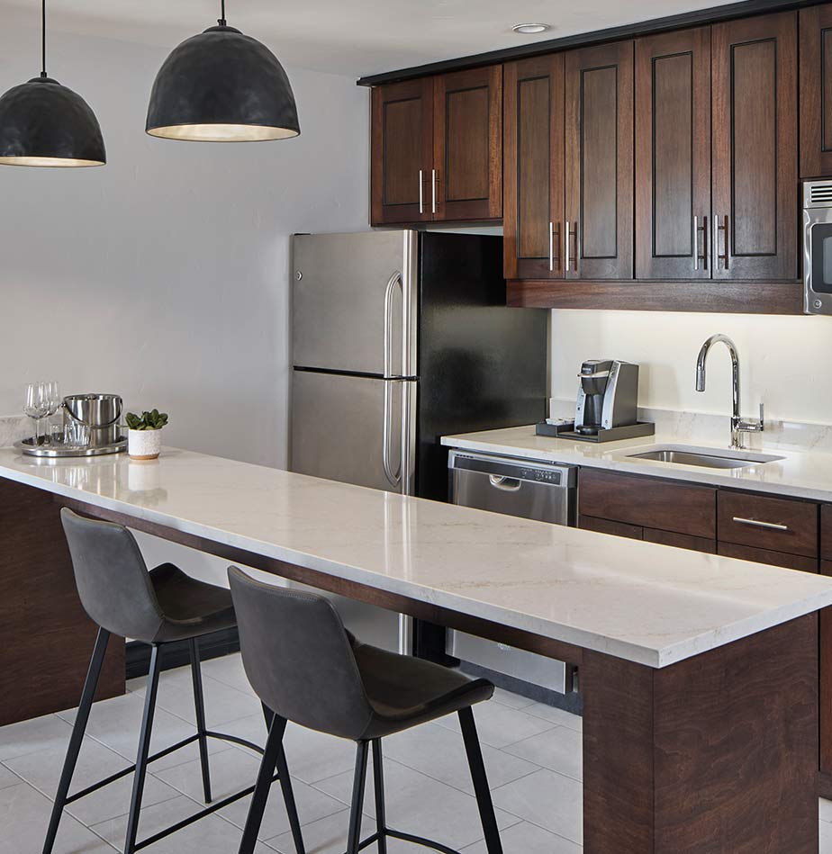 King Suite with Kitchen, Fireplace, and Balcony