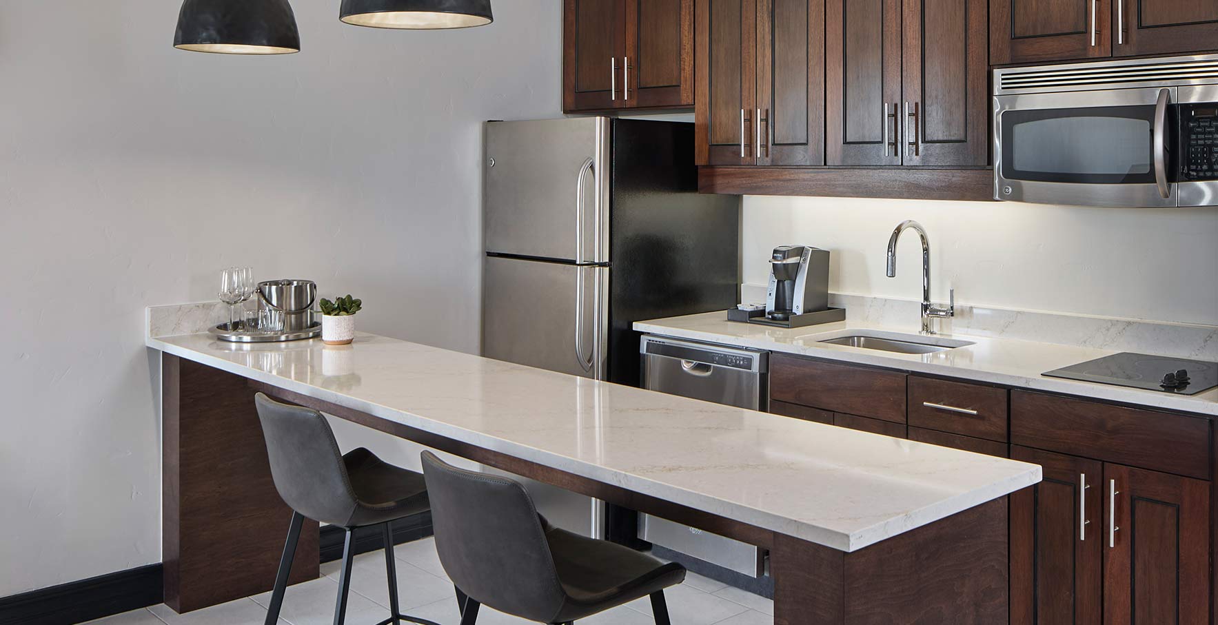 King Suite with Kitchen, Fireplace, and Balcony King Suite with Kitchen, Fireplace, and Balcony