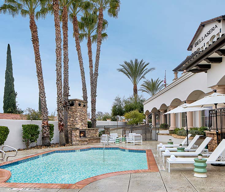 Swimming Pool & Whirlpool Swimming Pool & Whirlpool